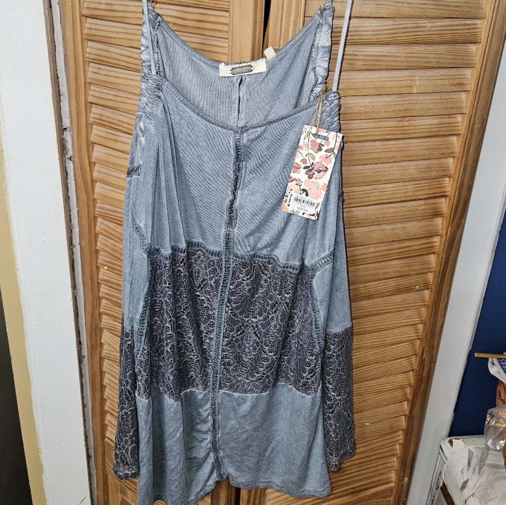 Women's blouse
